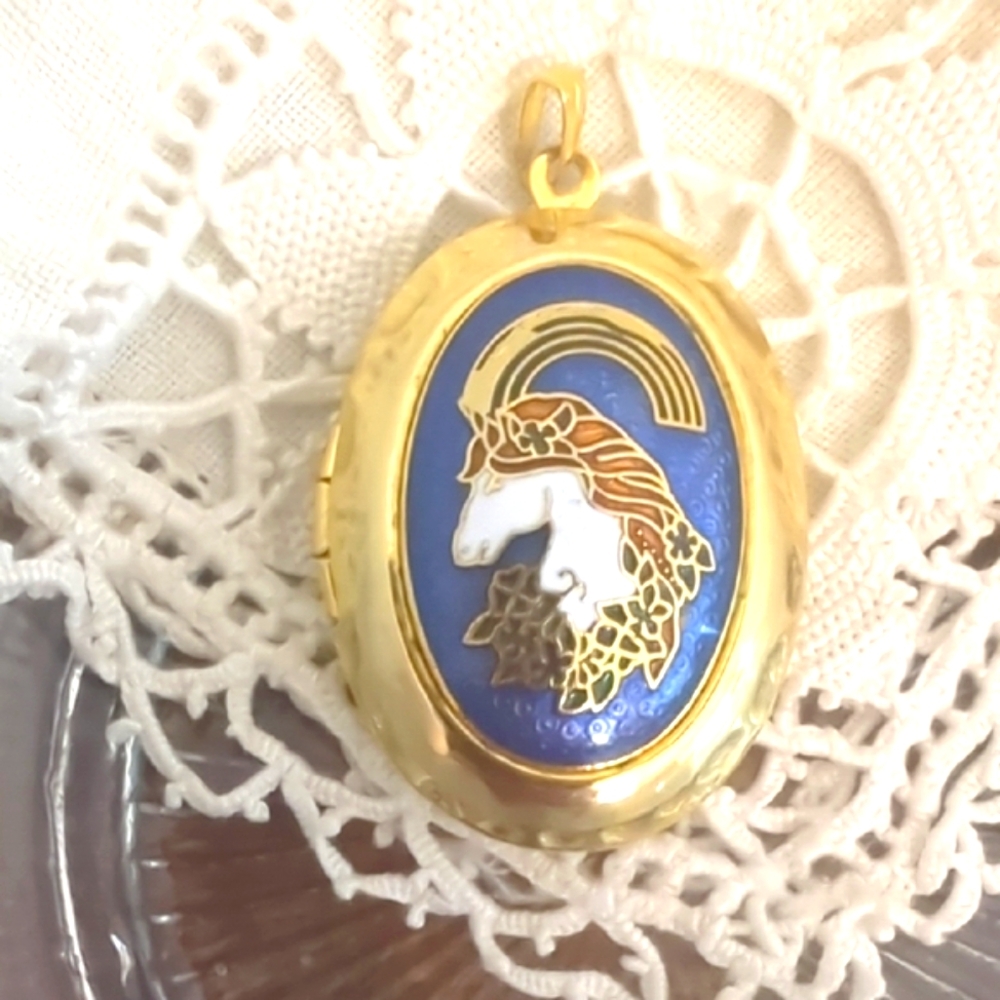 Vintage "Rare" Large Cloisonne Unicorn Enamelled Gold Tone Locket